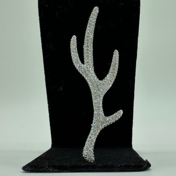 Swarovski Polar Bestiary Brooch - Picture 1 of 6